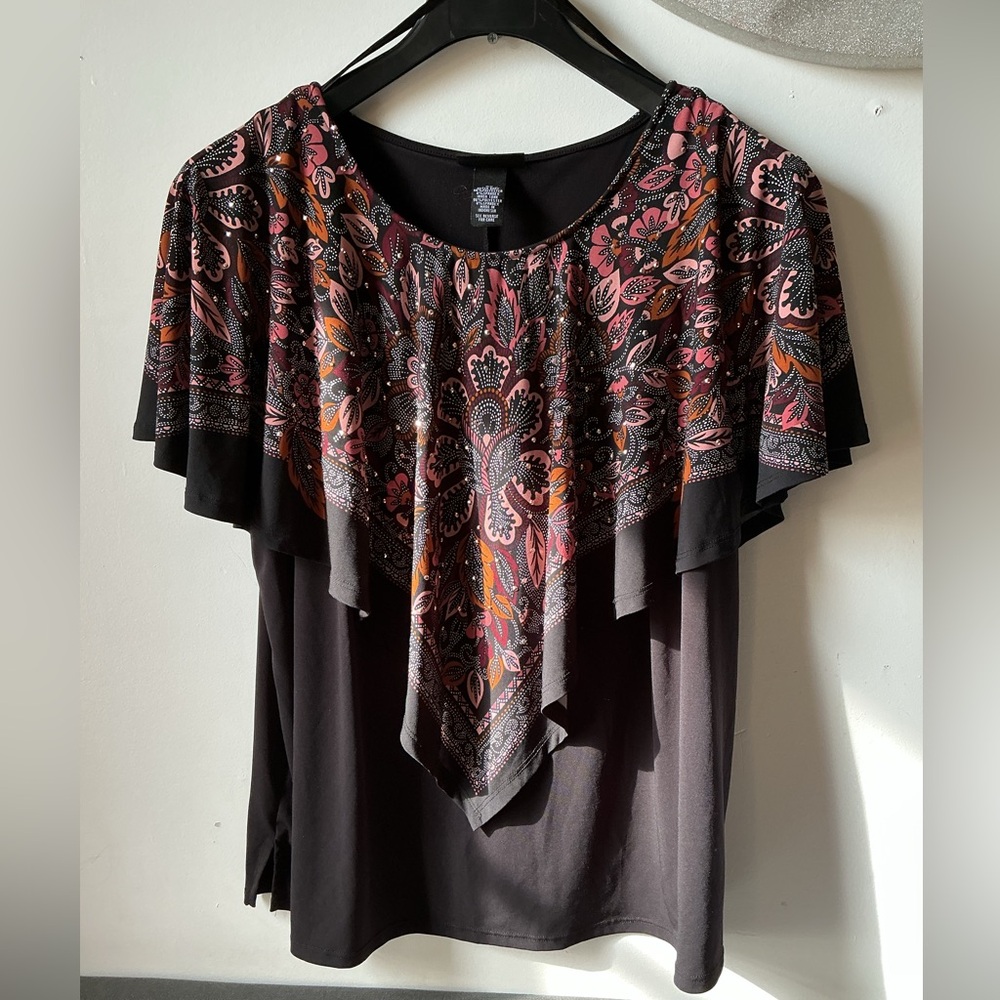 Elegant Black and Pink Paisley Blouse